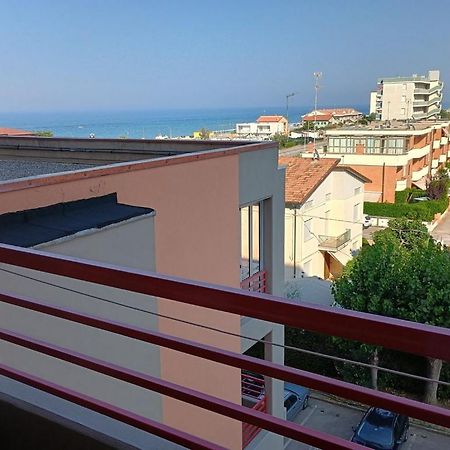 Condominio Cesano Mare Marotta Esterno foto